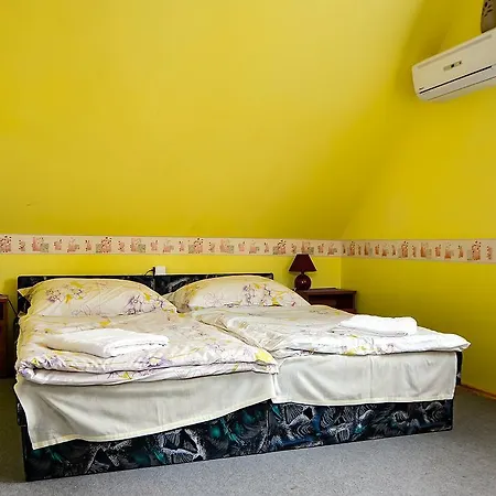 Pipacsos Vendeghaz Maison d'hôtes *